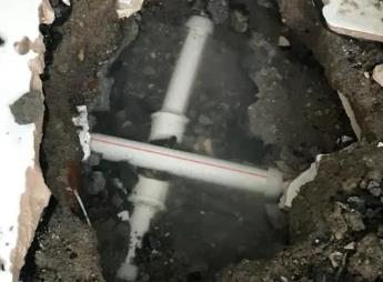 南岳阳台漏水维修公司为您分享楼上楼下漏水怎么处理